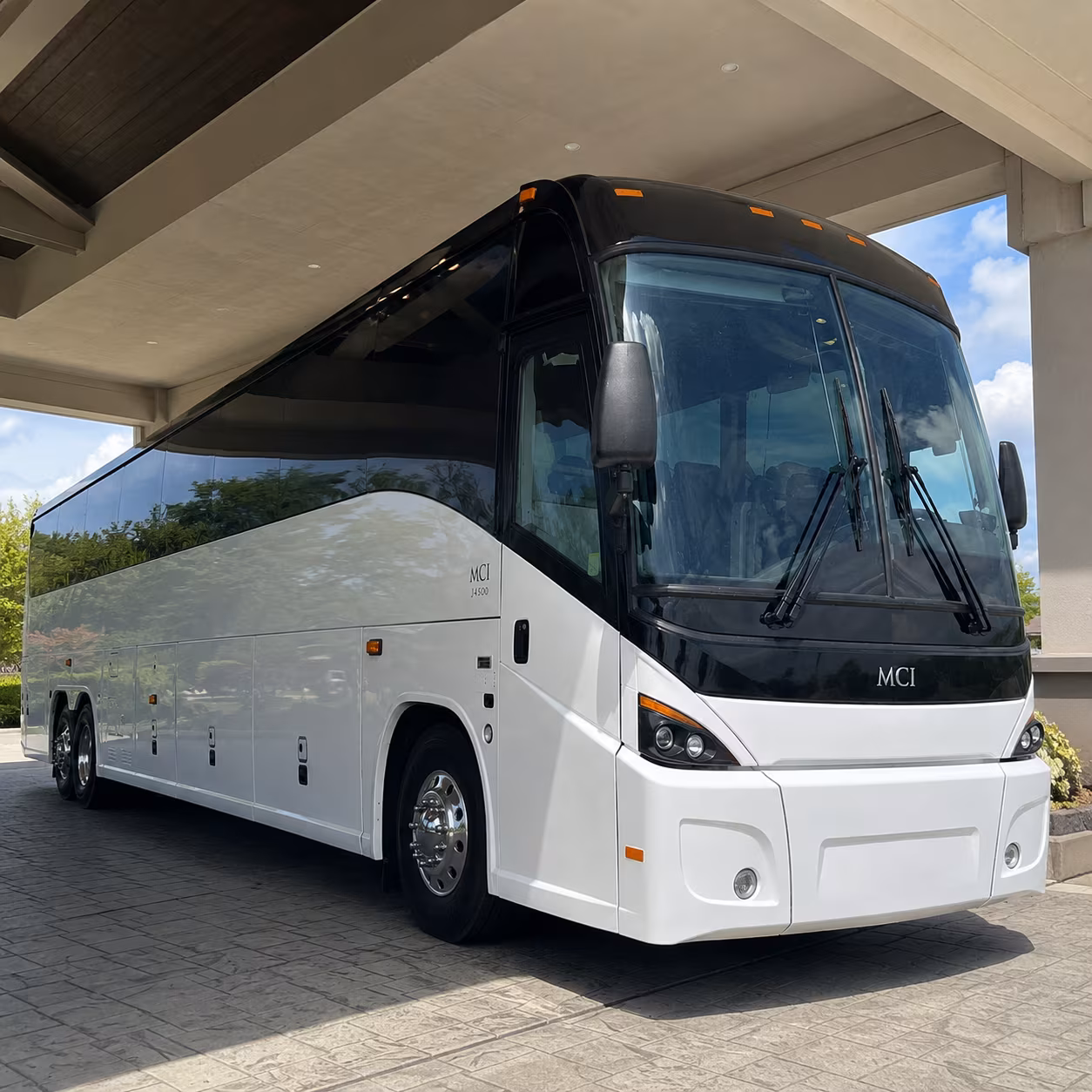 compare airport shuttle buses for conventions and corporate groups at rdu