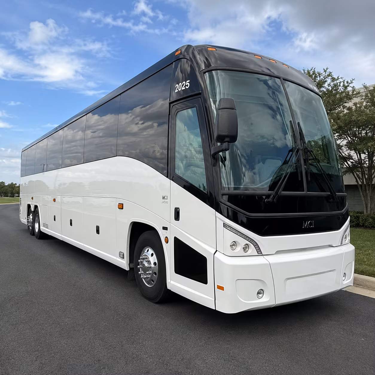 employee shuttle services between raleigh s hotels offices and research triangle park